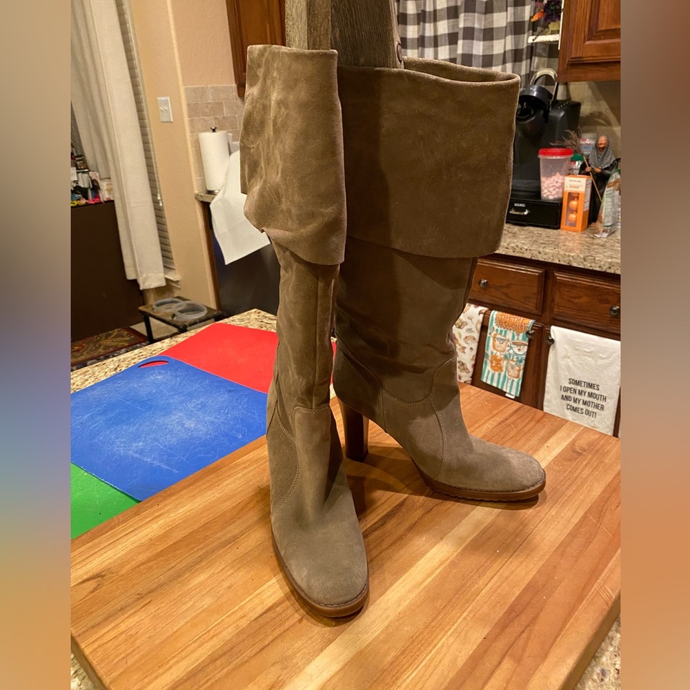 Ladies Taupe Suede Aldo Cuffed Stacked Heel Boots Size 40